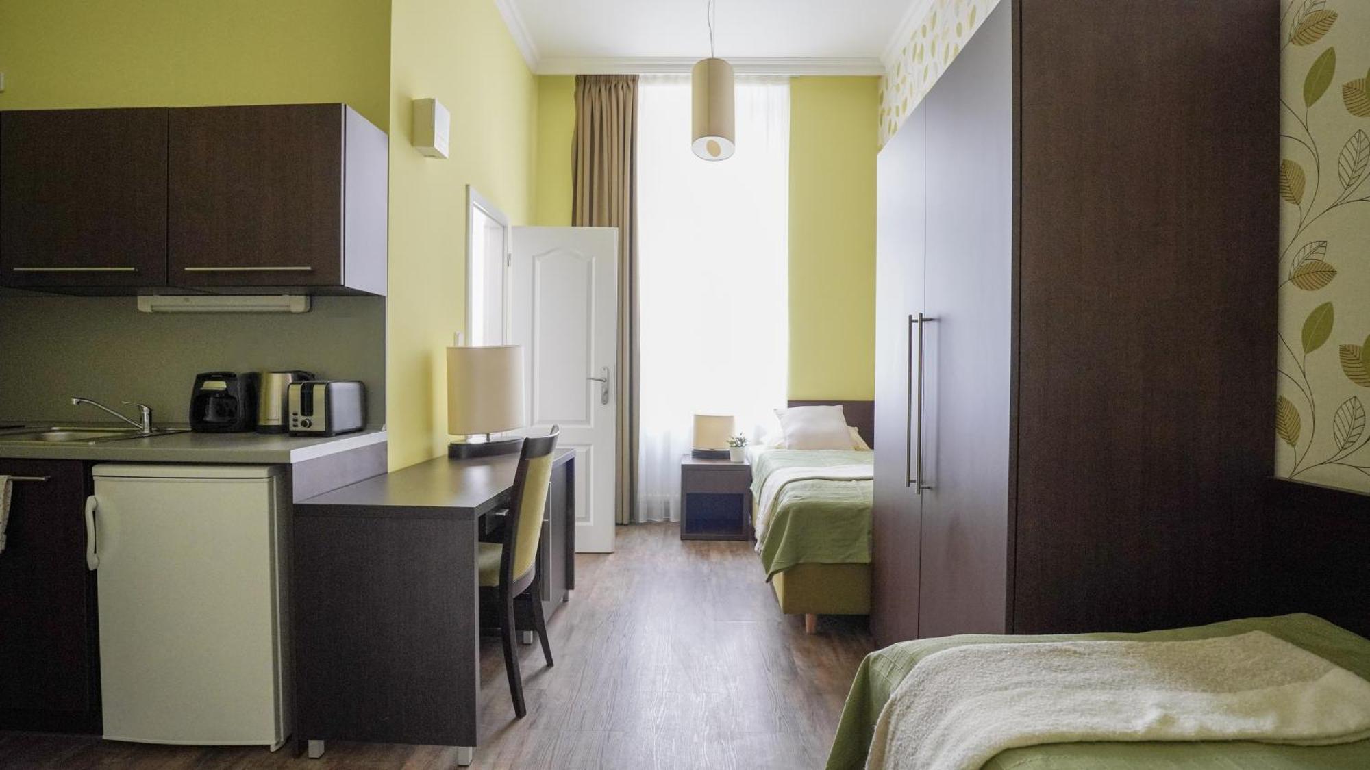 Elegant & Stylish Center Apartments! Praha Bagian luar foto