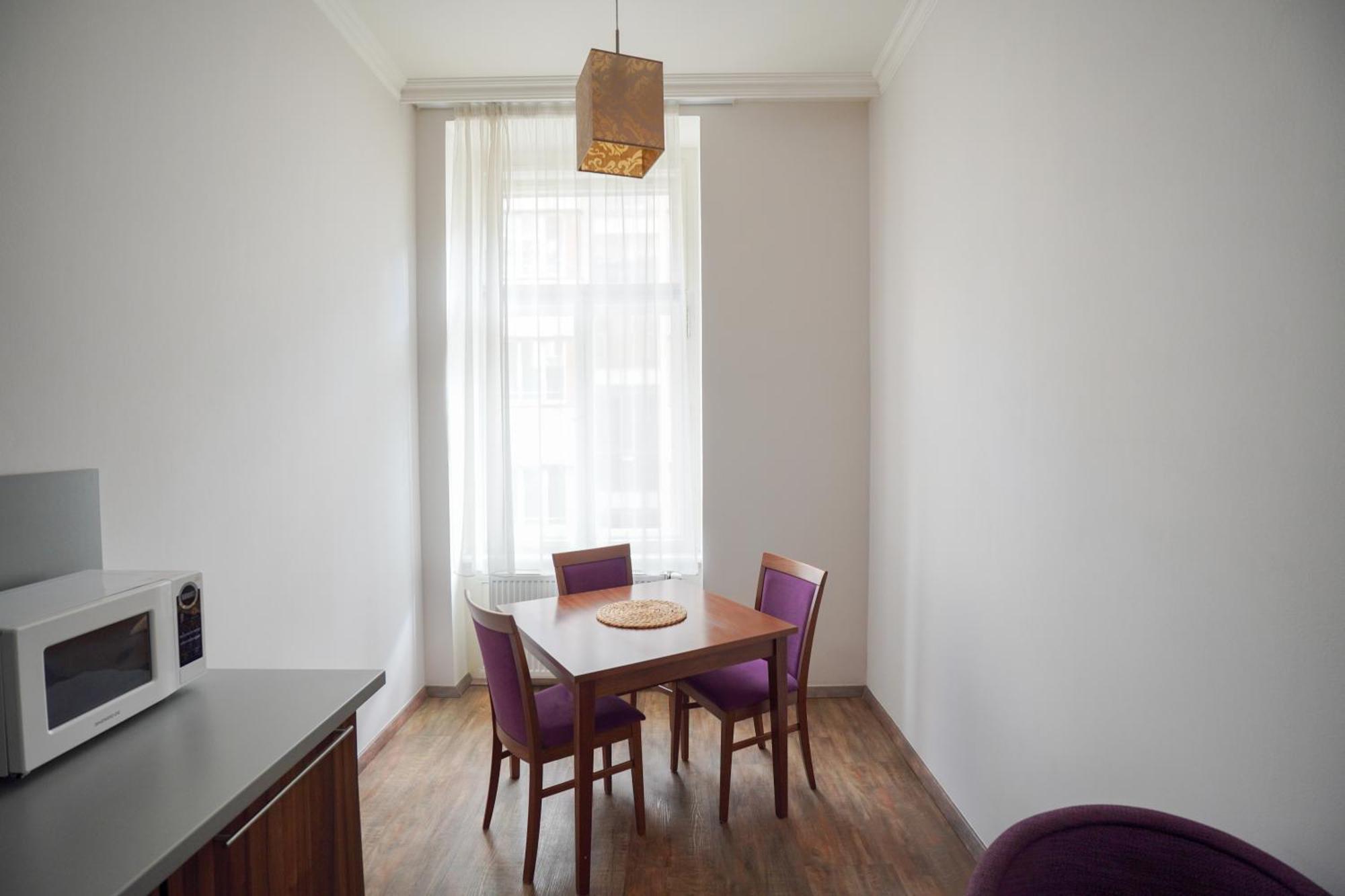 Elegant & Stylish Center Apartments! Praha Bagian luar foto