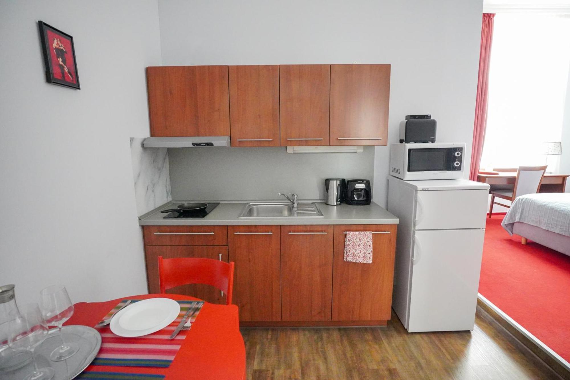 Elegant & Stylish Center Apartments! Praha Bagian luar foto